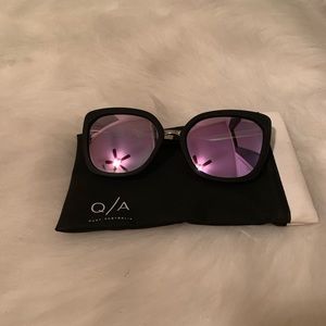 Quay Australia “CAPRICORN” sunglasses. Worn once.